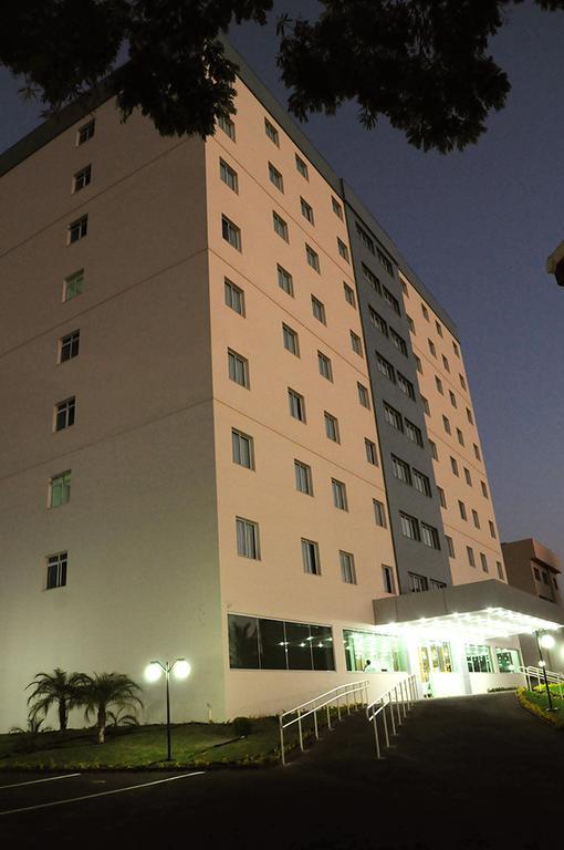 Savana Hotel Uberlândia エクステリア 写真
